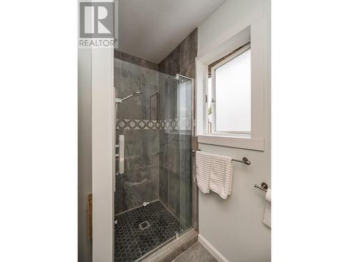 2260 Canan Way, Prince George, BC - Indoor Photo Showing Bathroom