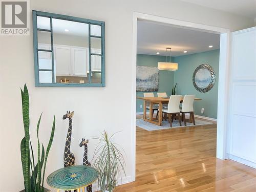 1167 Brookside Avenue Unit# 5, Kelowna, BC - Indoor Photo Showing Living Room With Fireplace