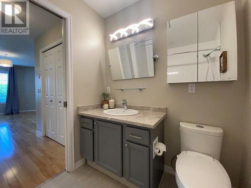 1167 Brookside Avenue Unit# 5, Kelowna, BC - Indoor Photo Showing Bathroom