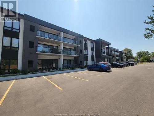 140 Main Street East Unit# 304, Kingsville, ON - Outdoor With Balcony