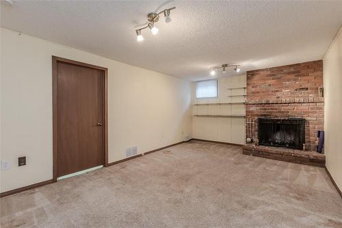 1011 White Oak Drive|Unit #12, Burlington, ON 