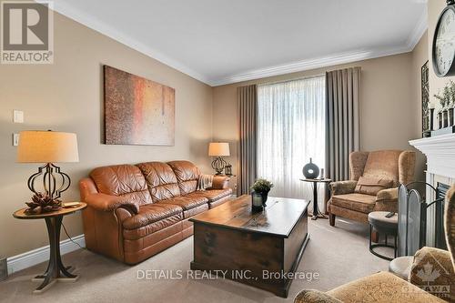 102 Charles Holden Avenue, Merrickville-Wolford, ON - Indoor Photo Showing Living Room