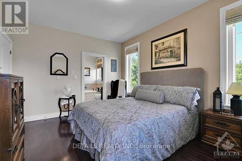 102 Charles Holden Avenue, Merrickville-Wolford, ON - Indoor Photo Showing Bedroom