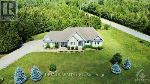 102 Charles Holden Avenue, Merrickville-Wolford, ON - Outdoor