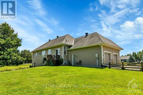 102 Charles Holden Avenue, Merrickville-Wolford, ON - Outdoor