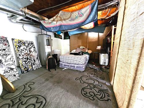 250 Currie Street, Warfield, BC - Indoor Photo Showing Basement