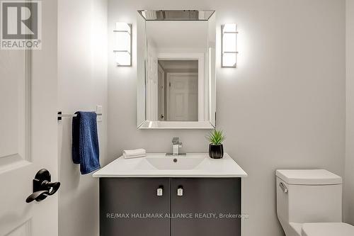 2245 Millstone Drive, Oakville, ON - Indoor Photo Showing Bathroom