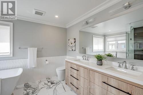 2245 Millstone Drive, Oakville, ON - Indoor Photo Showing Bathroom