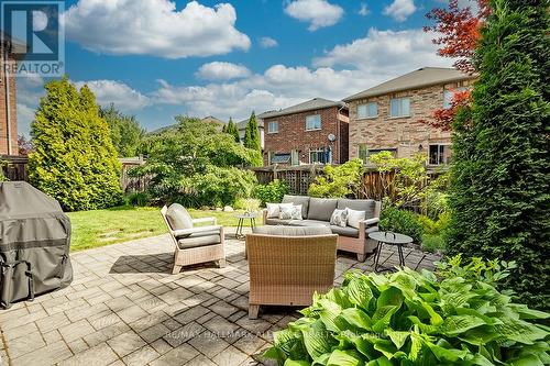 2245 Millstone Drive, Oakville, ON - Outdoor