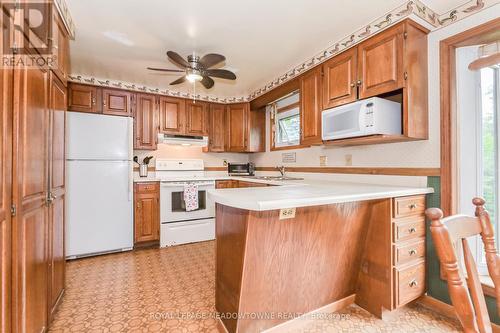 8633 30 Sideroad, Centre Wellington, ON - Indoor Photo Showing Kitchen