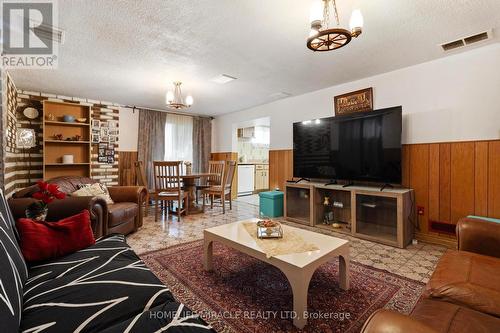 60 Prouse Drive, Brampton, ON - Indoor Photo Showing Living Room