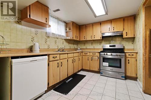 60 Prouse Drive, Brampton, ON - Indoor Photo Showing Kitchen