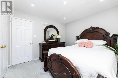 71 Atwood Avenue W, Halton Hills (Georgetown), ON - Indoor Photo Showing Bedroom