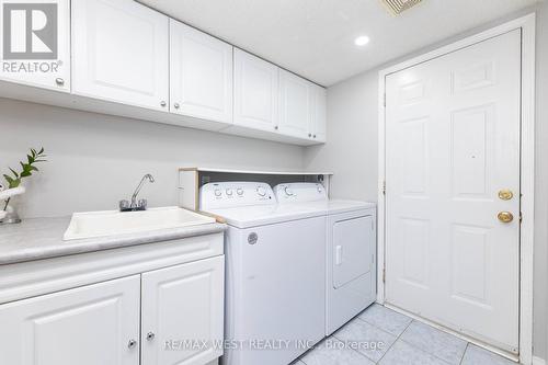 71 Atwood Avenue W, Halton Hills (Georgetown), ON - Indoor Photo Showing Laundry Room