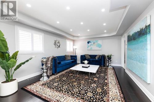 71 Atwood Avenue W, Halton Hills (Georgetown), ON - Indoor Photo Showing Living Room