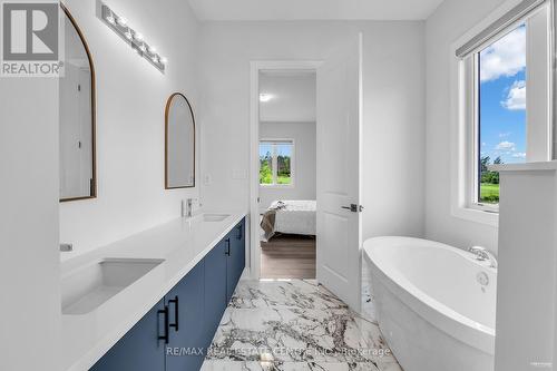 119 Sladden Court, Blue Mountains (Thornbury), ON - Indoor Photo Showing Bathroom