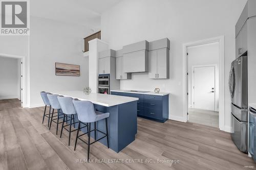 119 Sladden Court, Blue Mountains (Thornbury), ON - Indoor Photo Showing Kitchen