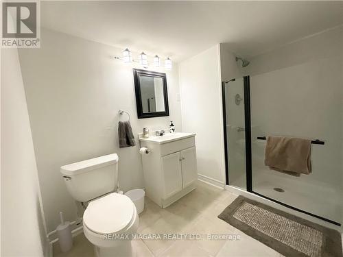 14 Stockwell Road, St. Catharines, ON - Indoor Photo Showing Bathroom