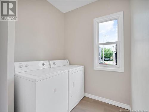 33-35 York Street, Moncton, NB - Indoor Photo Showing Laundry Room