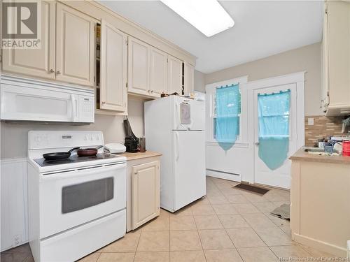 33-35 York Street, Moncton, NB - Indoor Photo Showing Kitchen