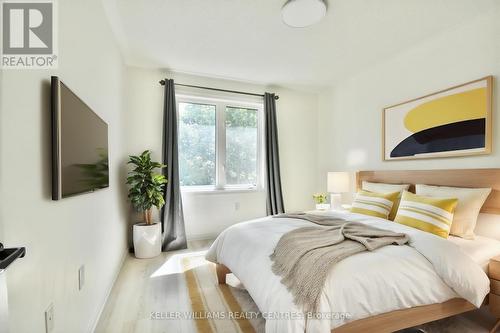 1018 Mississaga Street W, Orillia, ON - Indoor Photo Showing Bedroom