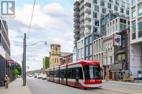 418 - 783 Bathurst Street, Toronto, ON - Outdoor With Balcony With Facade