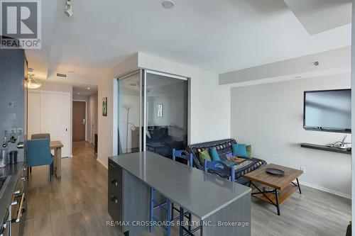 418 - 783 Bathurst Street, Toronto, ON - Indoor