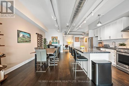 704 - 233 Carlaw Avenue, Toronto, ON - Indoor Photo Showing Kitchen With Upgraded Kitchen