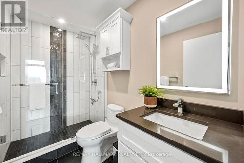 704 - 233 Carlaw Avenue, Toronto, ON - Indoor Photo Showing Bathroom