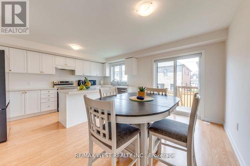 1318 Bradenton Path, Oshawa (Eastdale), ON - Indoor Photo Showing Dining Room