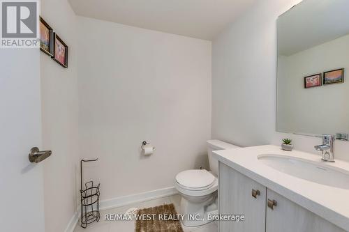 1318 Bradenton Path, Oshawa (Eastdale), ON - Indoor Photo Showing Bathroom