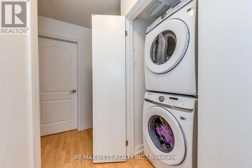 1318 Bradenton Path, Oshawa (Eastdale), ON - Indoor Photo Showing Laundry Room