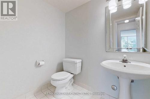 310 - 215 The Donway W, Toronto, ON - Indoor Photo Showing Bathroom