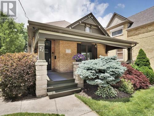 Exceptional curb appeal - 27 Redan Street, London, ON - Outdoor