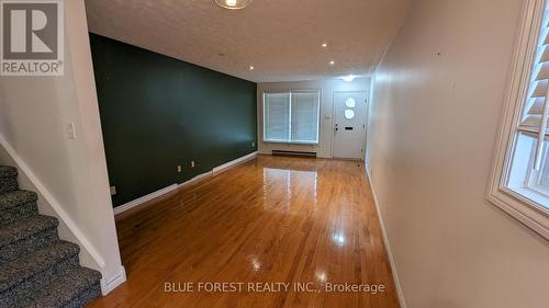1117 Byron Baseline Road, London, ON - Indoor Photo Showing Other Room