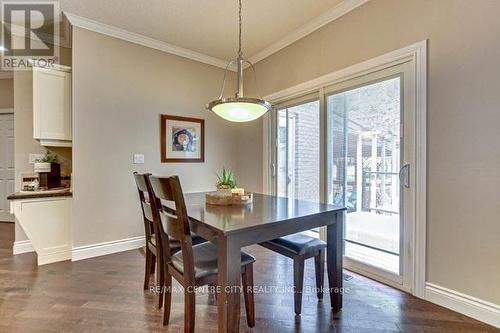 50 Exmoor Place, London, ON - Indoor Photo Showing Dining Room