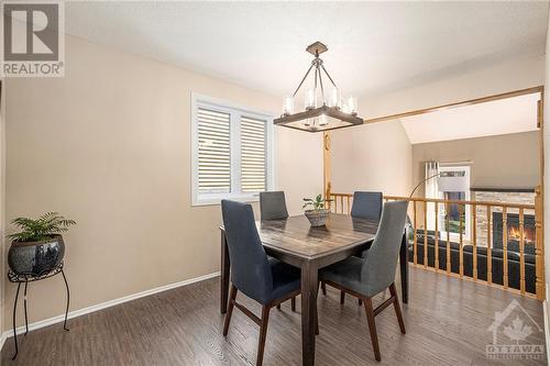 11 Wildbriar Way, Ottawa, ON - Indoor Photo Showing Dining Room