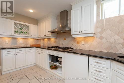 5172 Dundas Street, Thames Centre (Thorndale), ON - Indoor Photo Showing Kitchen