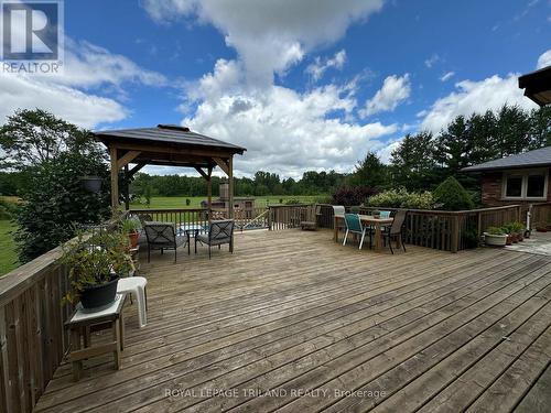 5172 Dundas Street, Thames Centre (Thorndale), ON - Outdoor With Deck Patio Veranda