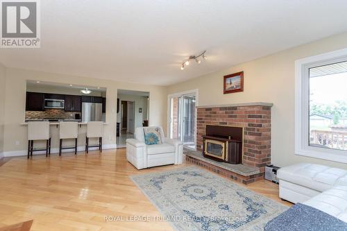 5172 Dundas Street, Thames Centre (Thorndale), ON - Indoor Photo Showing Living Room With Fireplace