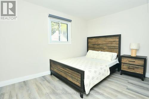 1786 St John Road, Innisfil, ON - Indoor Photo Showing Bedroom