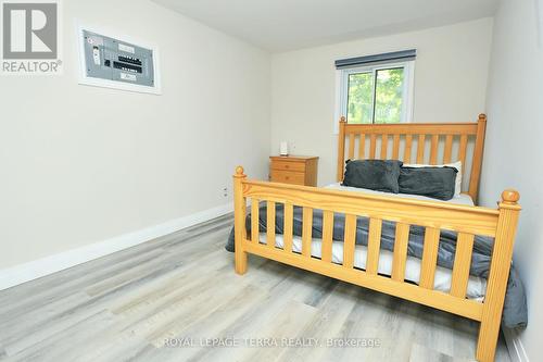 1786 St John Road, Innisfil (Alcona), ON - Indoor Photo Showing Bedroom