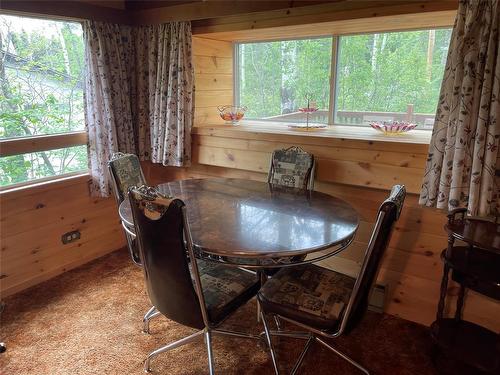 86 Higgins Lane, Onanole, MB - Indoor Photo Showing Dining Room