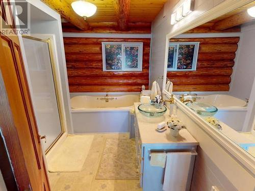 4304 Sanderson Road, Texada Island, BC - Indoor Photo Showing Bathroom