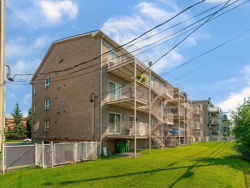 Back facade - 202-7611 Rue André-Arnoux, Montréal (Rivière-Des-Prairies/Pointe-Aux-Trembles), QC 