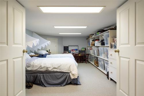 497 Eldorado Road, Kelowna, BC - Indoor Photo Showing Bedroom