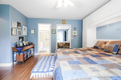 108-650 Lexington Drive, Kelowna, BC - Indoor Photo Showing Bedroom