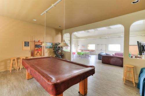 108-650 Lexington Drive, Kelowna, BC - Indoor Photo Showing Other Room