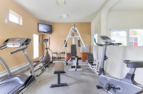 108-650 Lexington Drive, Kelowna, BC - Indoor Photo Showing Gym Room