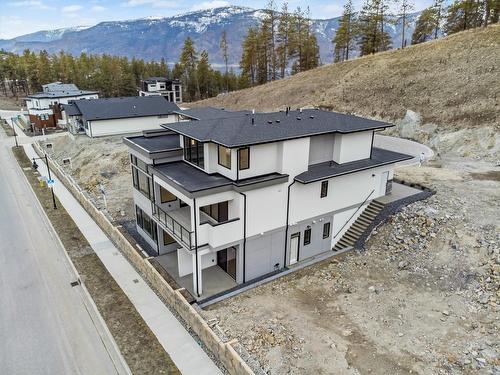 3462 Hilltown Close, Kelowna, BC - Outdoor